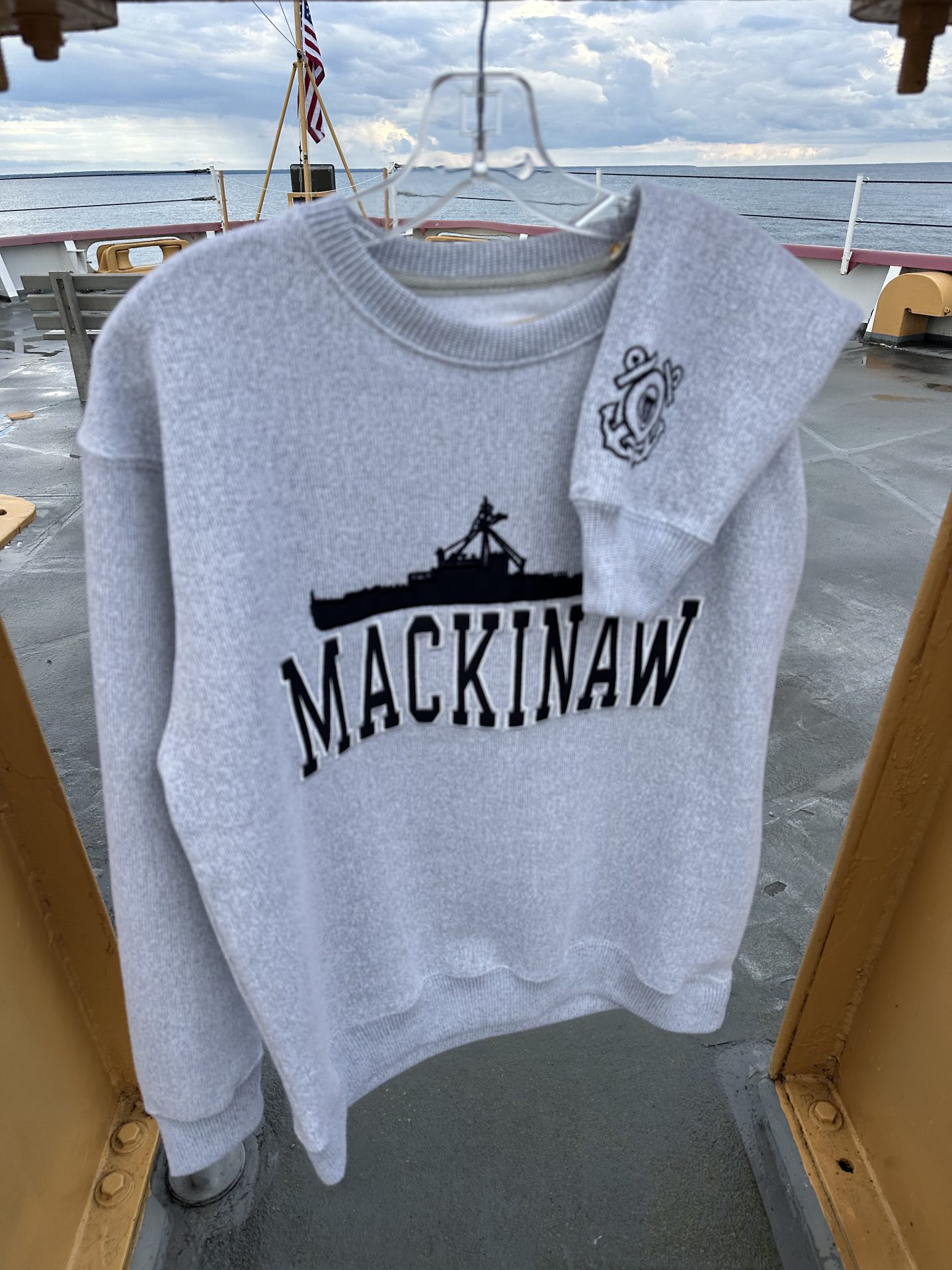 Mackinaw Sweatshirt With Ship